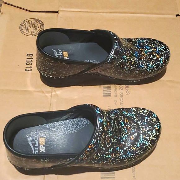 Womens Dansko pooke dot leather comfort clogs shoes sz 38 - Picture 4 of 6